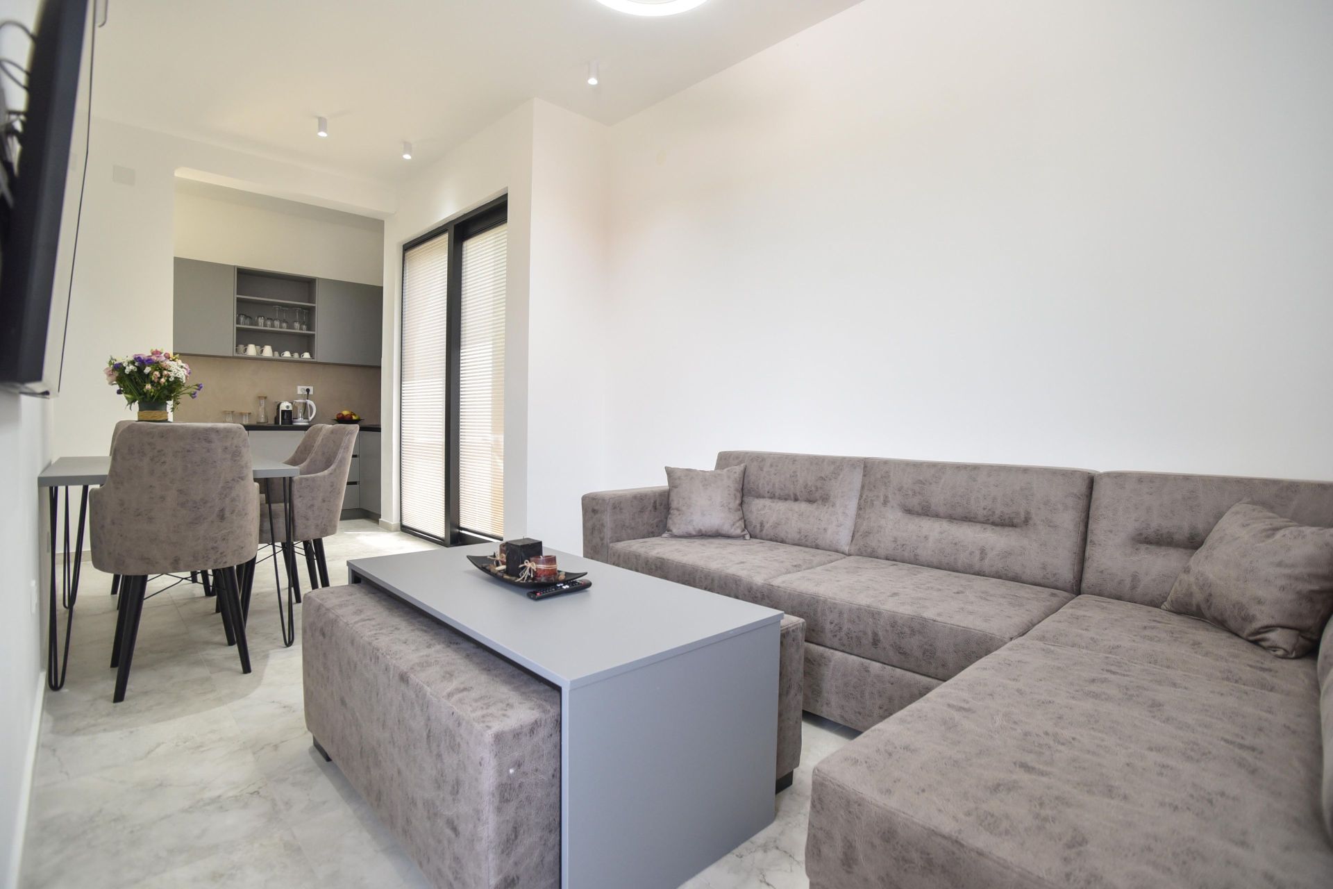 Apartman sa balkonom